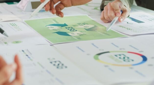 マーケティングと経営戦略の違い