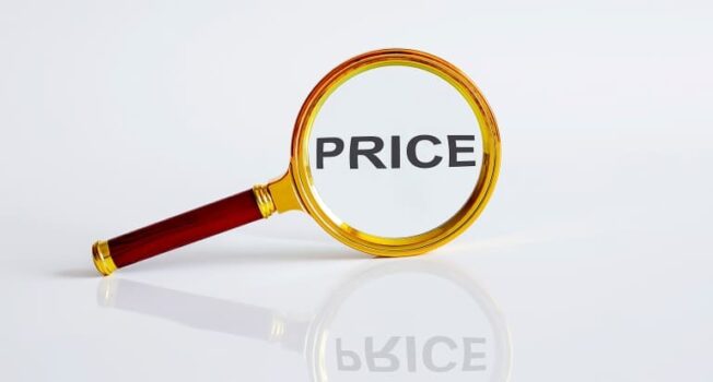 Webマーケティングコンサルの料金相場と契約形態